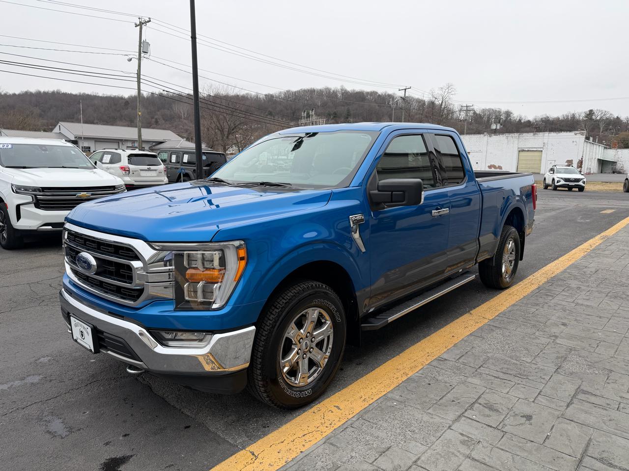 Ford F-150 XLT 4WD SuperCab 6.5' Box 2021