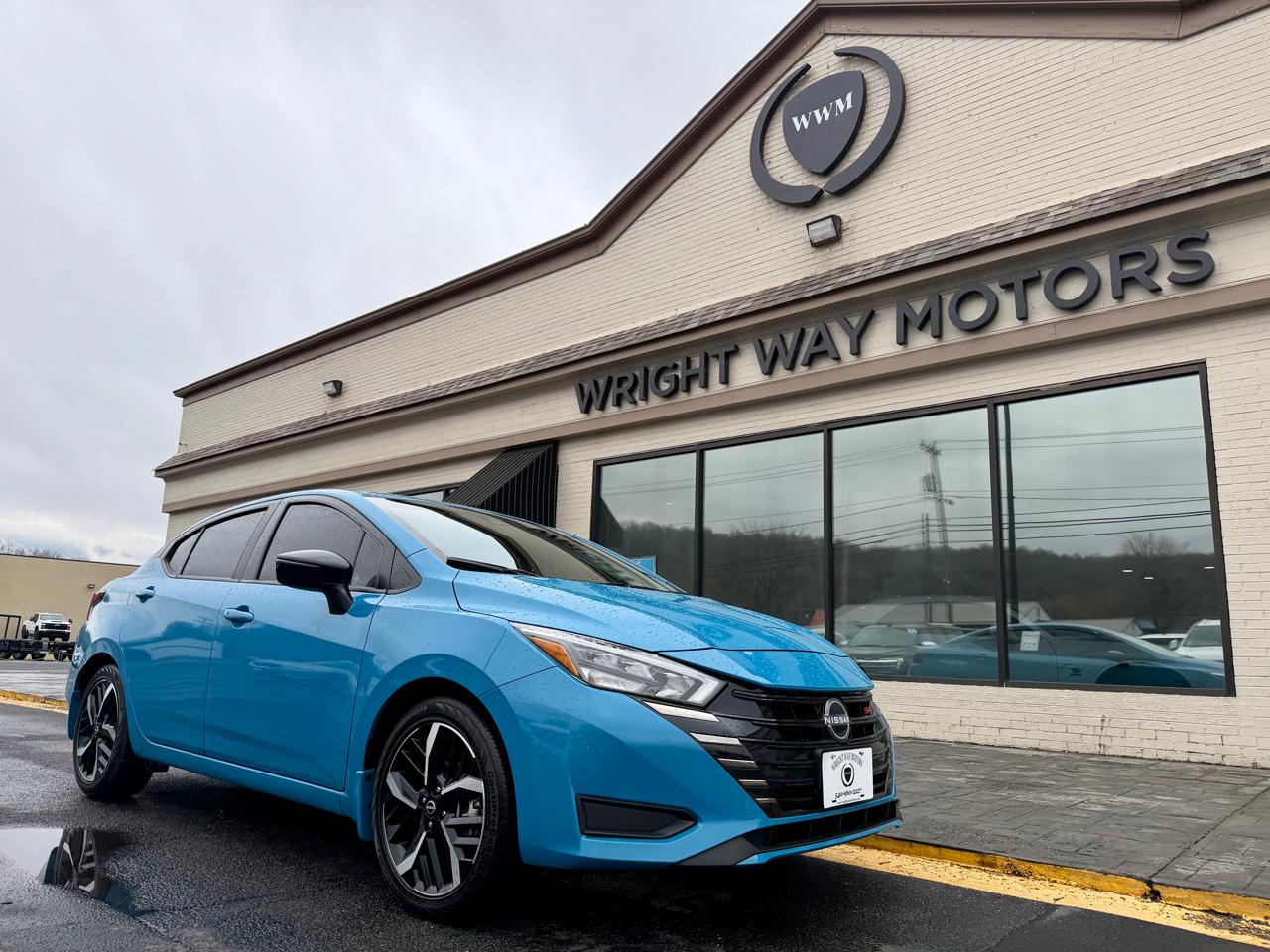 2025 Nissan Versa Sedan SR