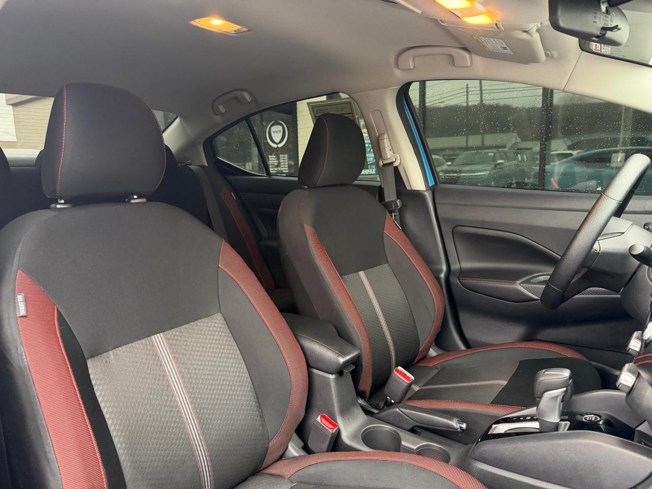 Nissan Versa SR CVT 2025