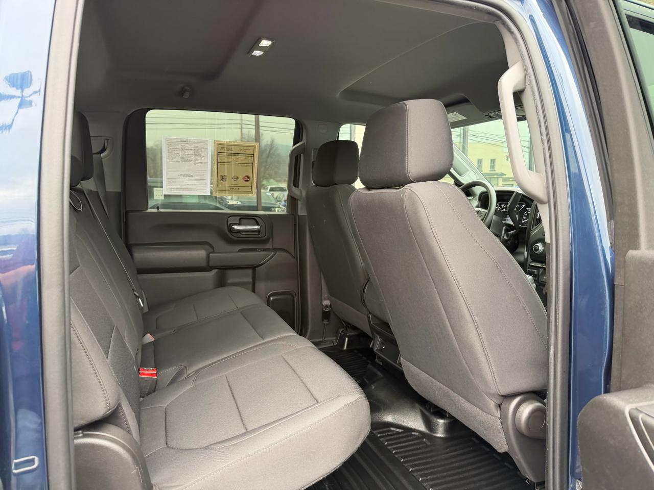 GMC Sierra 2500HD 4WD Crew Cab 159" Pro 2023