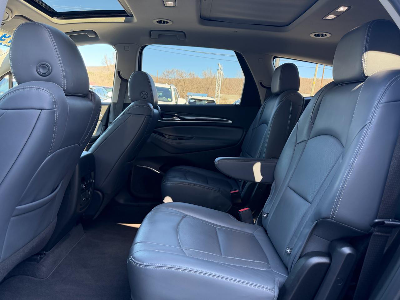 Buick Enclave AWD 4dr Essence 2019