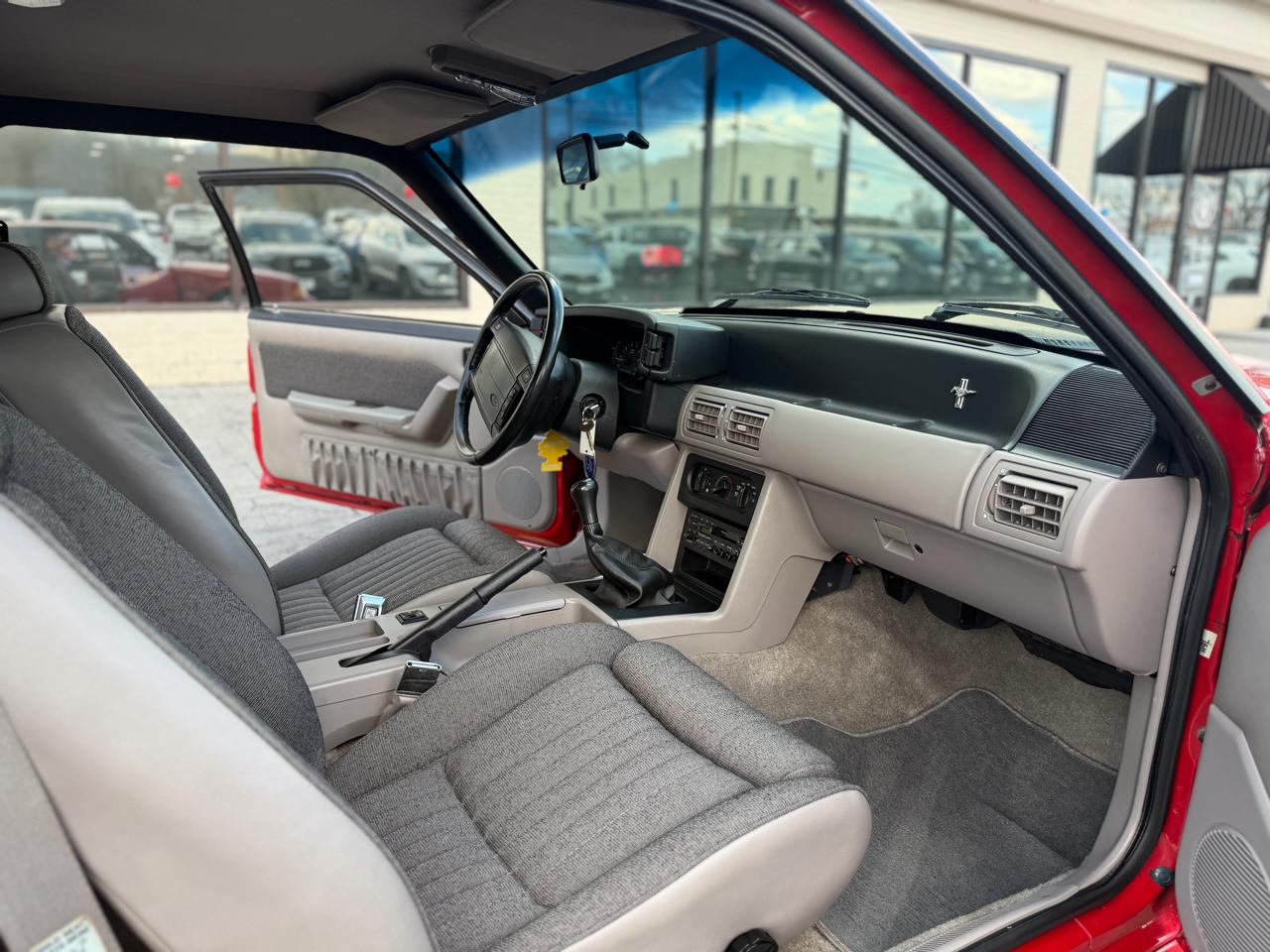 Ford Mustang 2dr Hatchback GT 1990