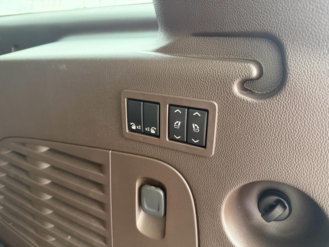 GMC Yukon XL 4WD 4dr Denali 2019