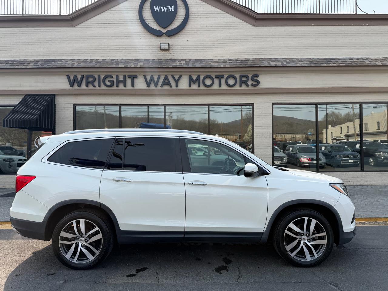 Honda Pilot Elite AWD 2018