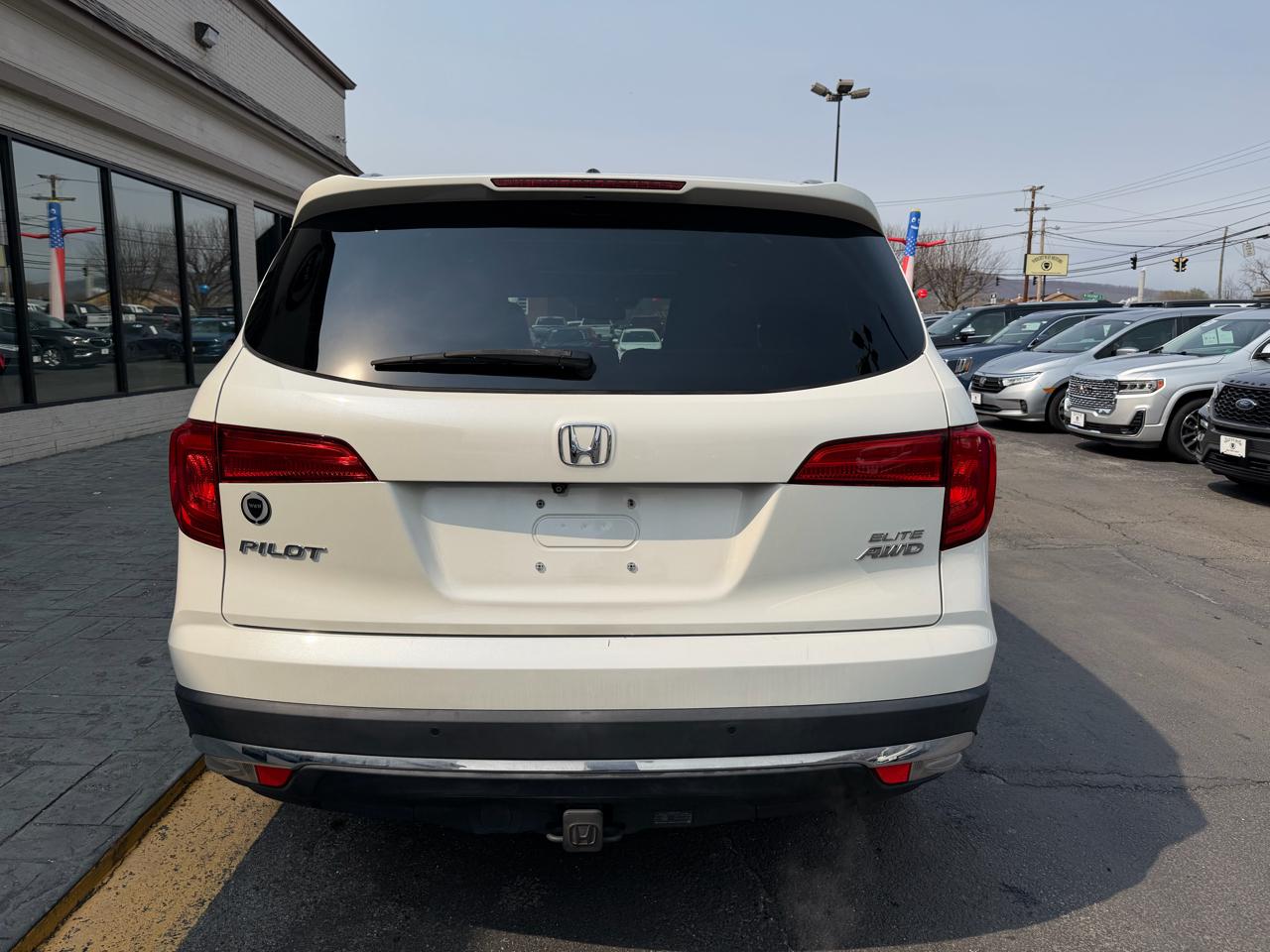 Honda Pilot Elite AWD 2018