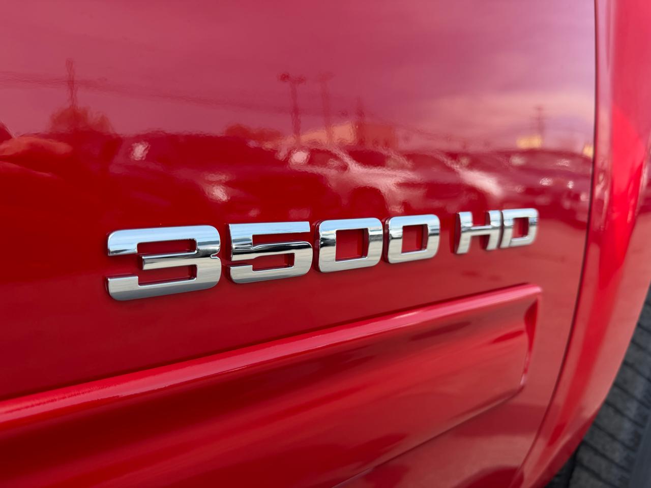 Chevrolet Silverado 3500HD  2013