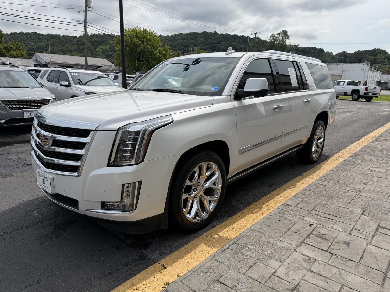 Cadillac Escalade 4WD 4dr Premium Luxury 2018