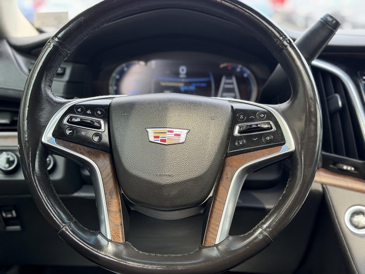 Cadillac Escalade 4WD 4dr Premium Luxury 2018