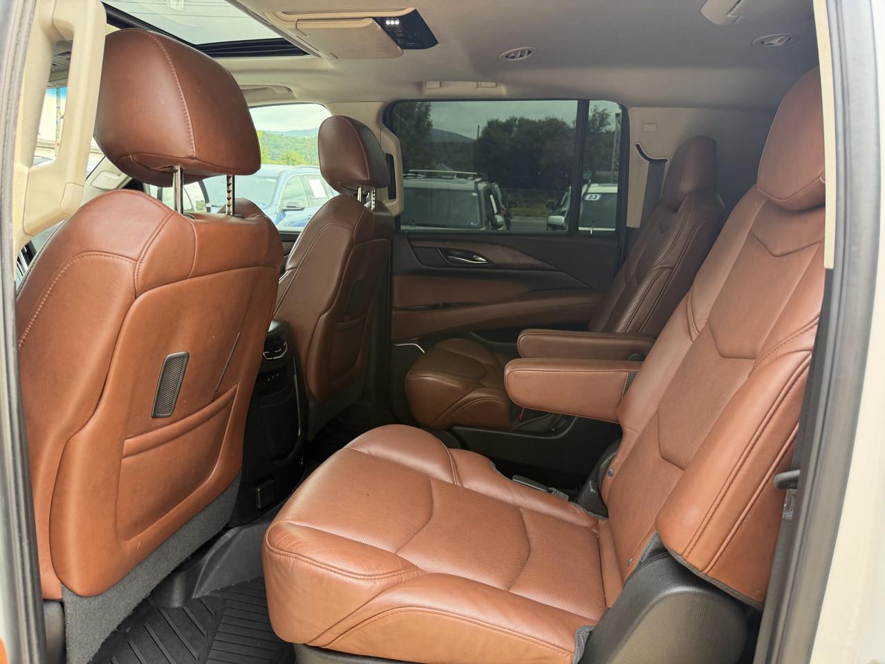 Cadillac Escalade 4WD 4dr Premium Luxury 2018