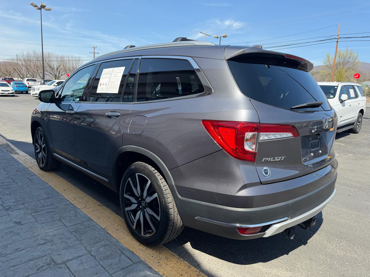 Honda Pilot Touring 8-Passenger AWD 2019