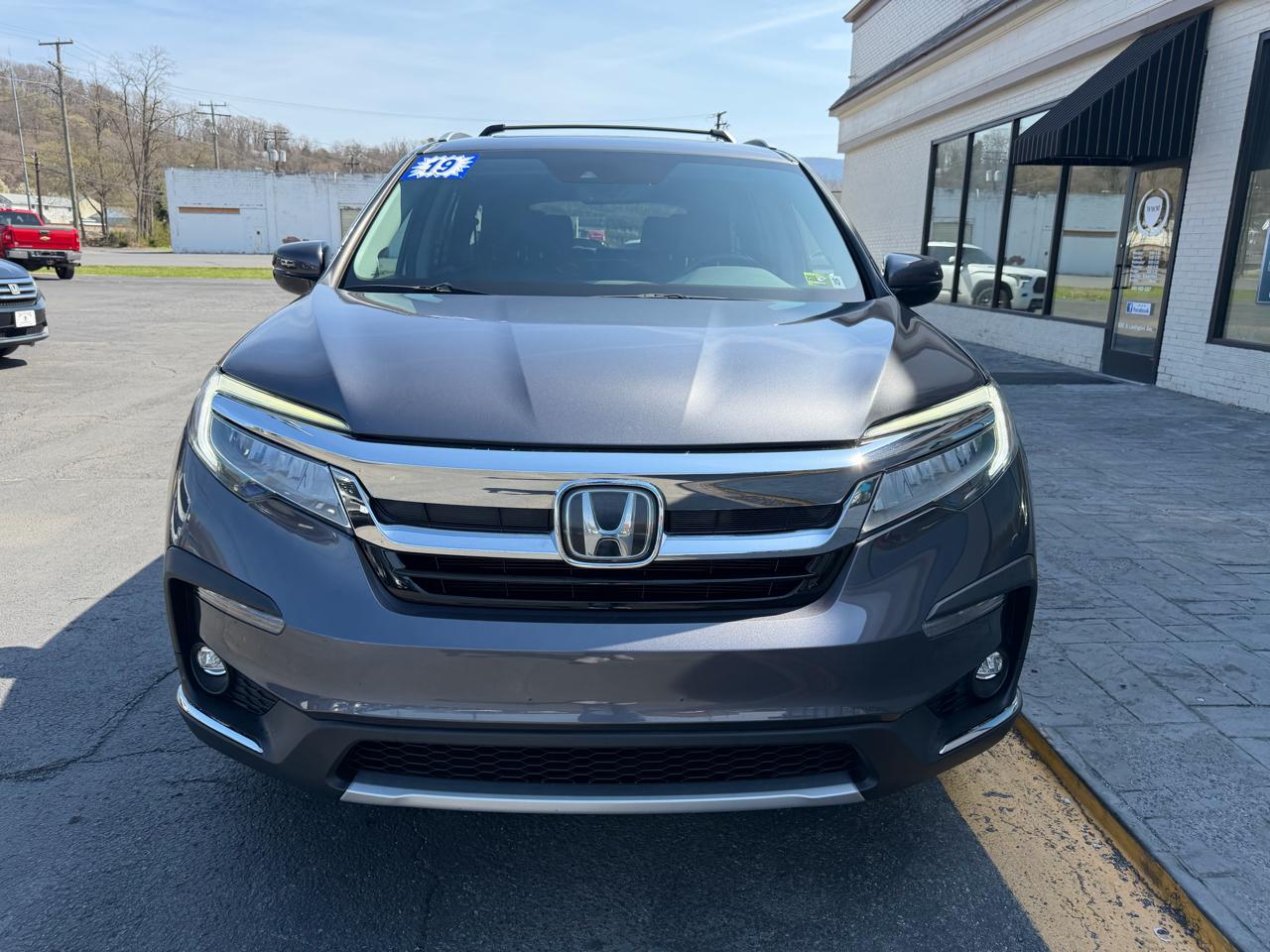 Honda Pilot Touring 8-Passenger AWD 2019