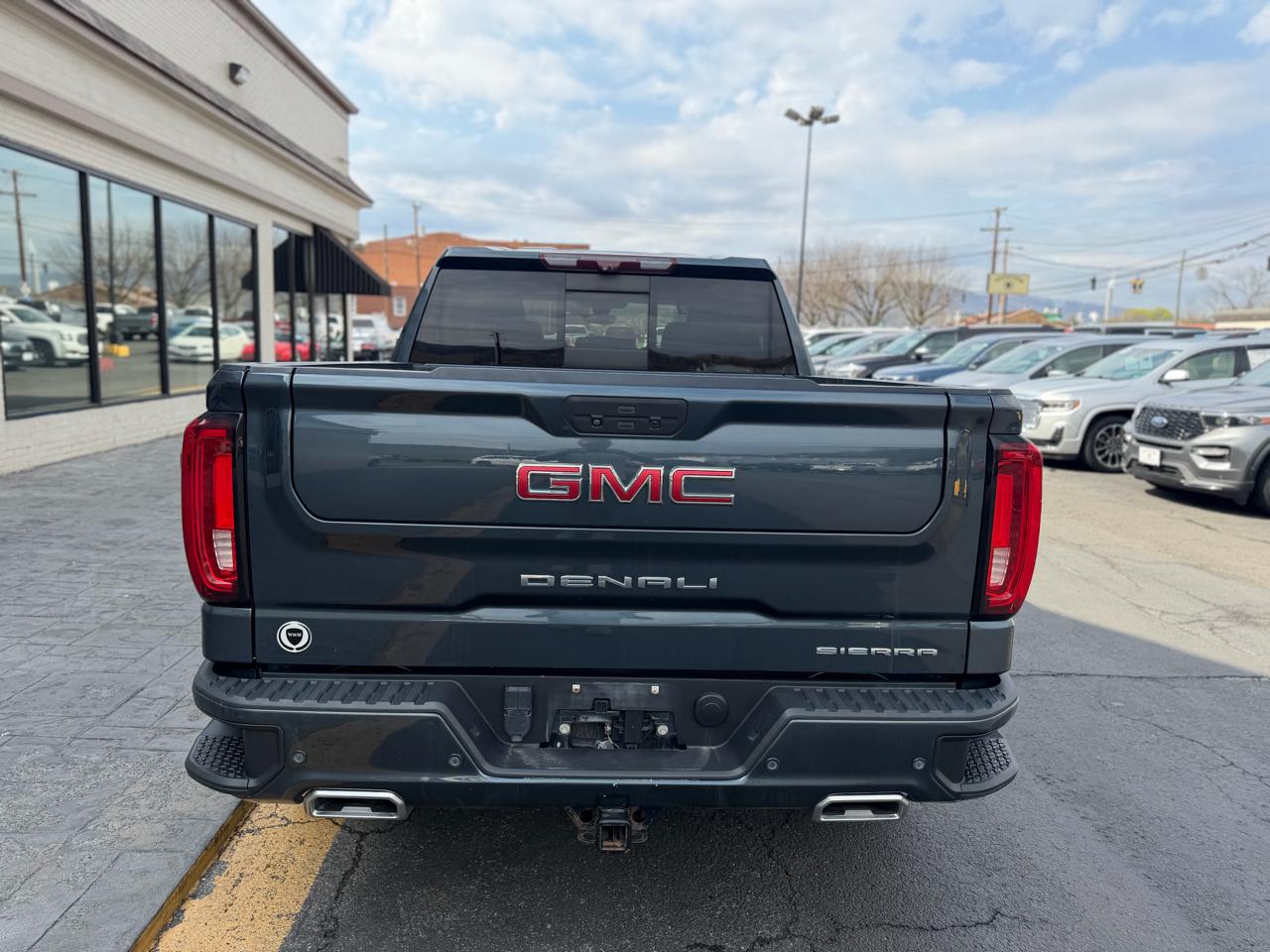 GMC Sierra 1500 4WD Crew Cab 147" Denali 2020