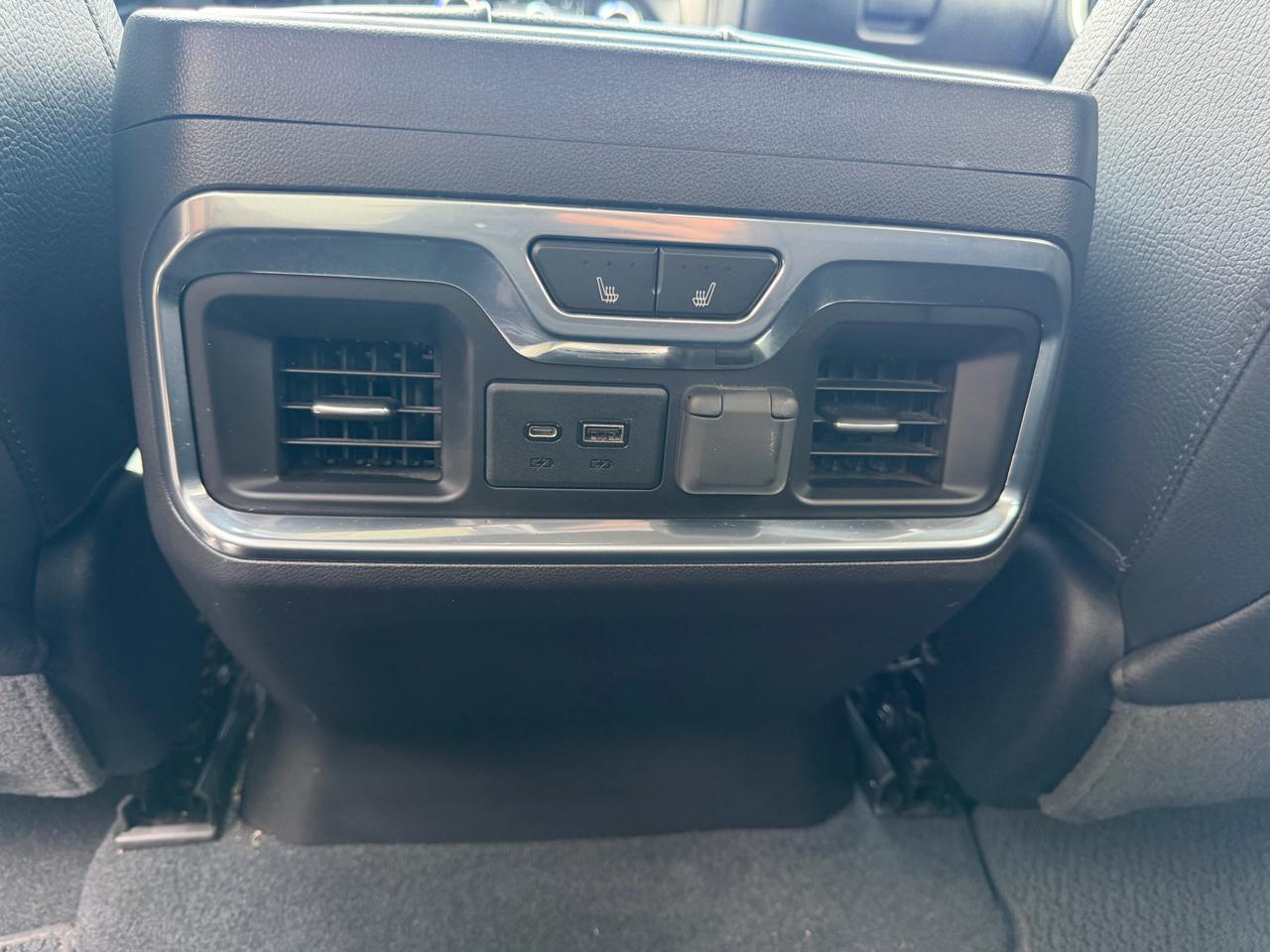 GMC Sierra 1500 4WD Crew Cab 147" Denali 2020