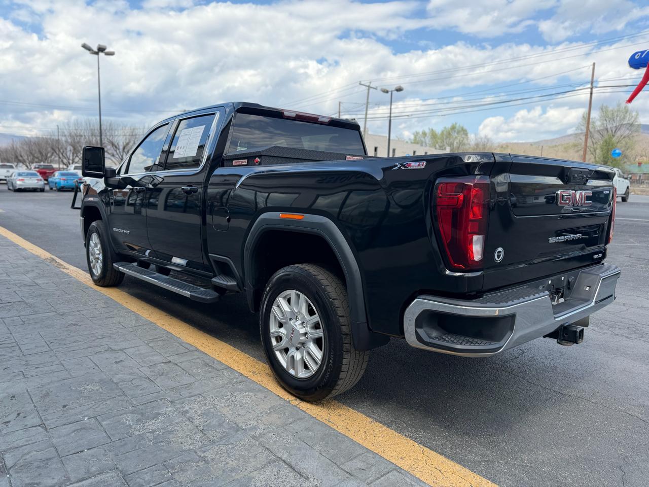 GMC Sierra 2500HD 4WD Crew Cab 159" SLE 2021