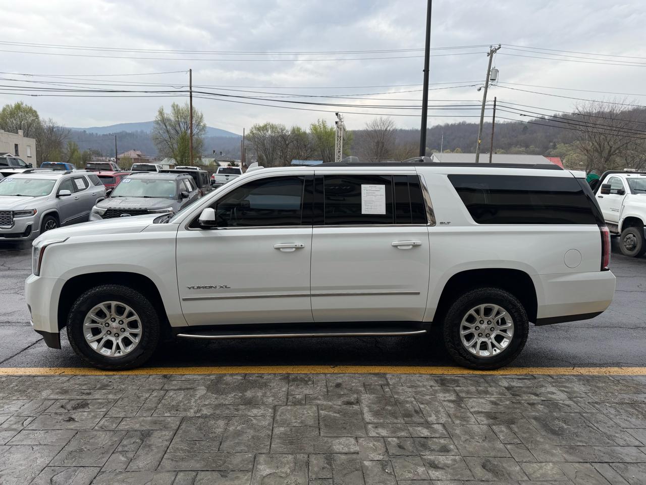 GMC Yukon XL 4WD 4dr SLT 2020