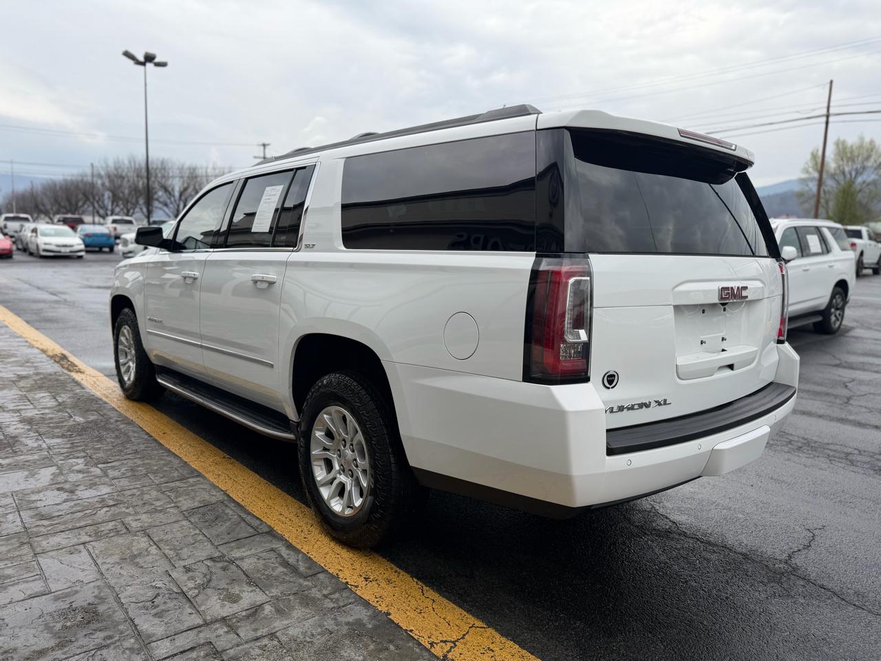 GMC Yukon XL 4WD 4dr SLT 2020