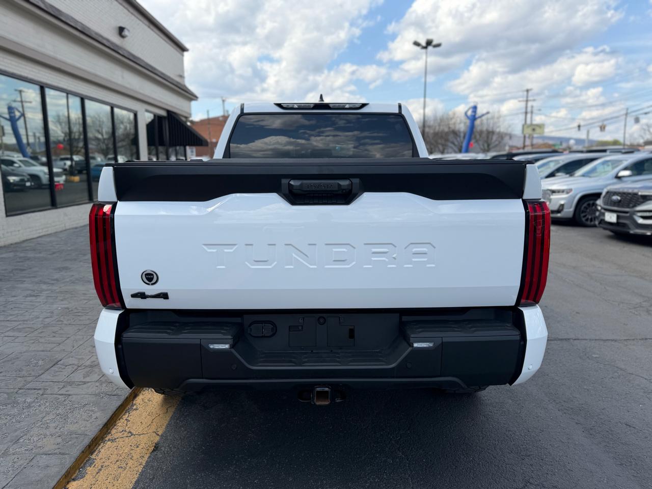 Toyota Tundra  2025