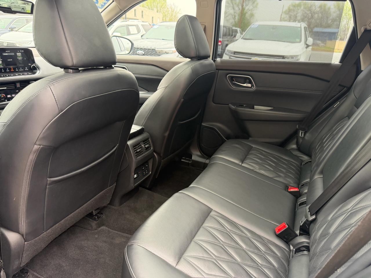 Nissan Rogue AWD Platinum 2022