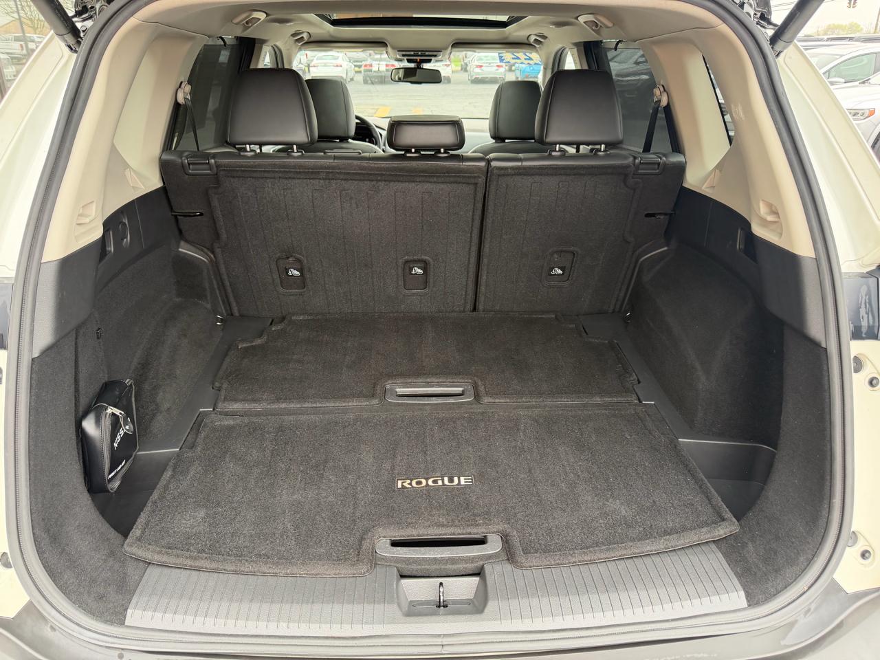 Nissan Rogue AWD Platinum 2022