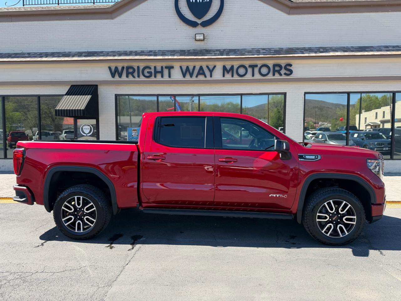 GMC Sierra 1500 4WD Crew Cab 147" AT4 2026