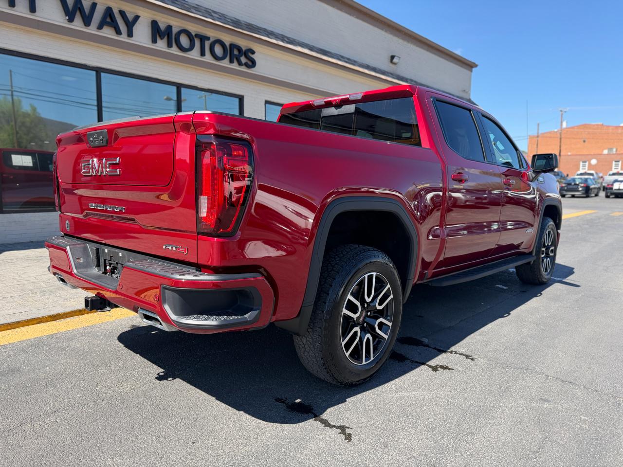 GMC Sierra 1500 4WD Crew Cab 147" AT4 2026