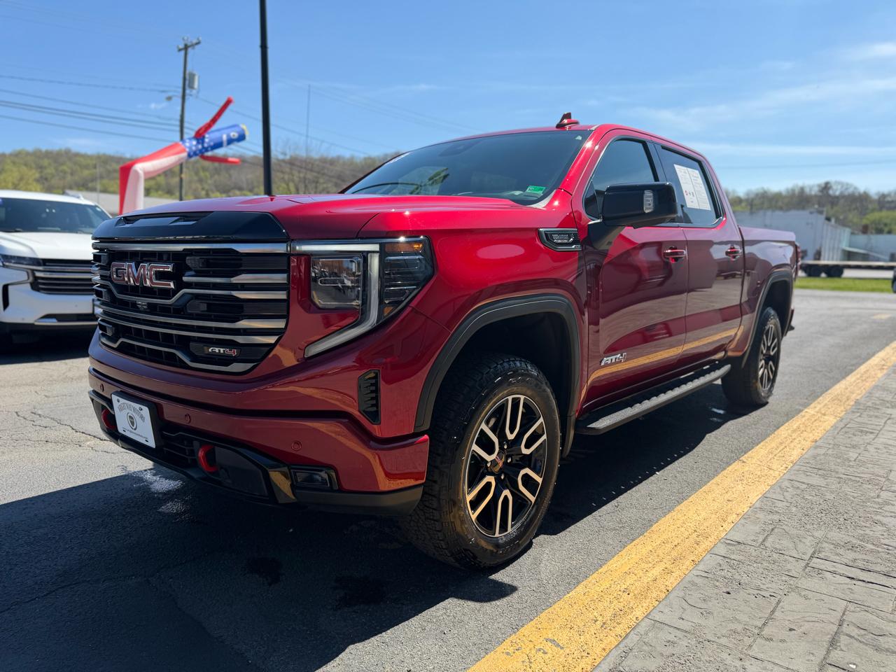 GMC Sierra 1500 4WD Crew Cab 147" AT4 2026