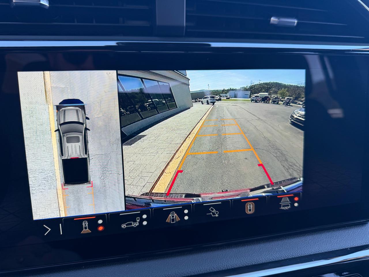 GMC Sierra 1500 4WD Crew Cab 147" AT4 2026