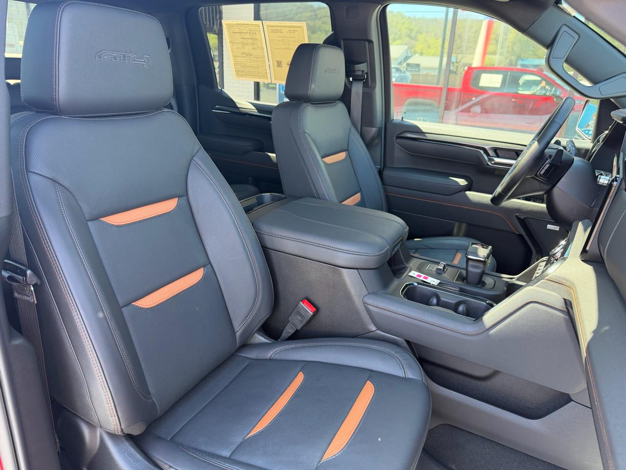 GMC Sierra 1500 4WD Crew Cab 147" AT4 2026