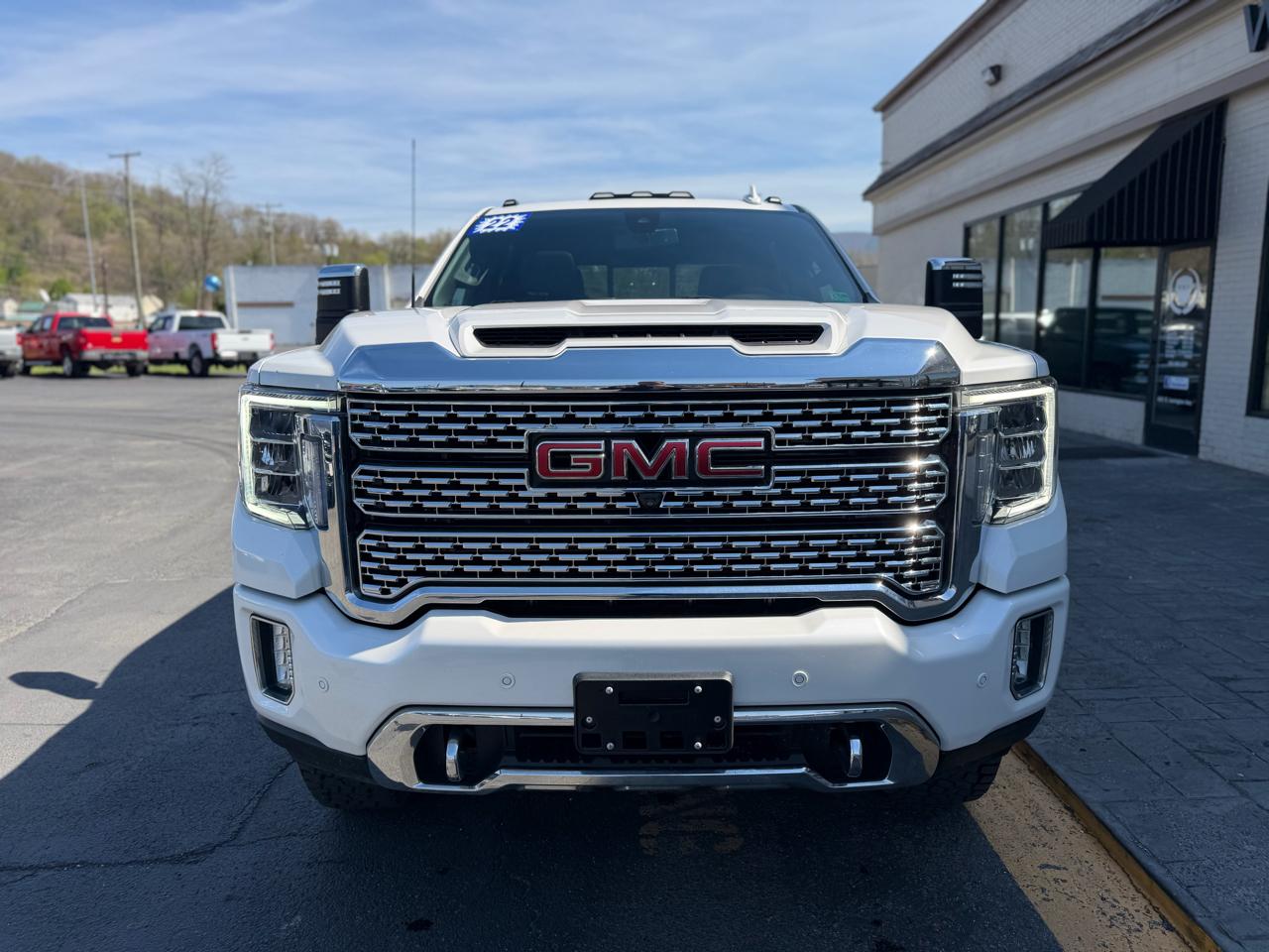 GMC Sierra 3500HD 4WD Crew Cab 172" Denali 2022
