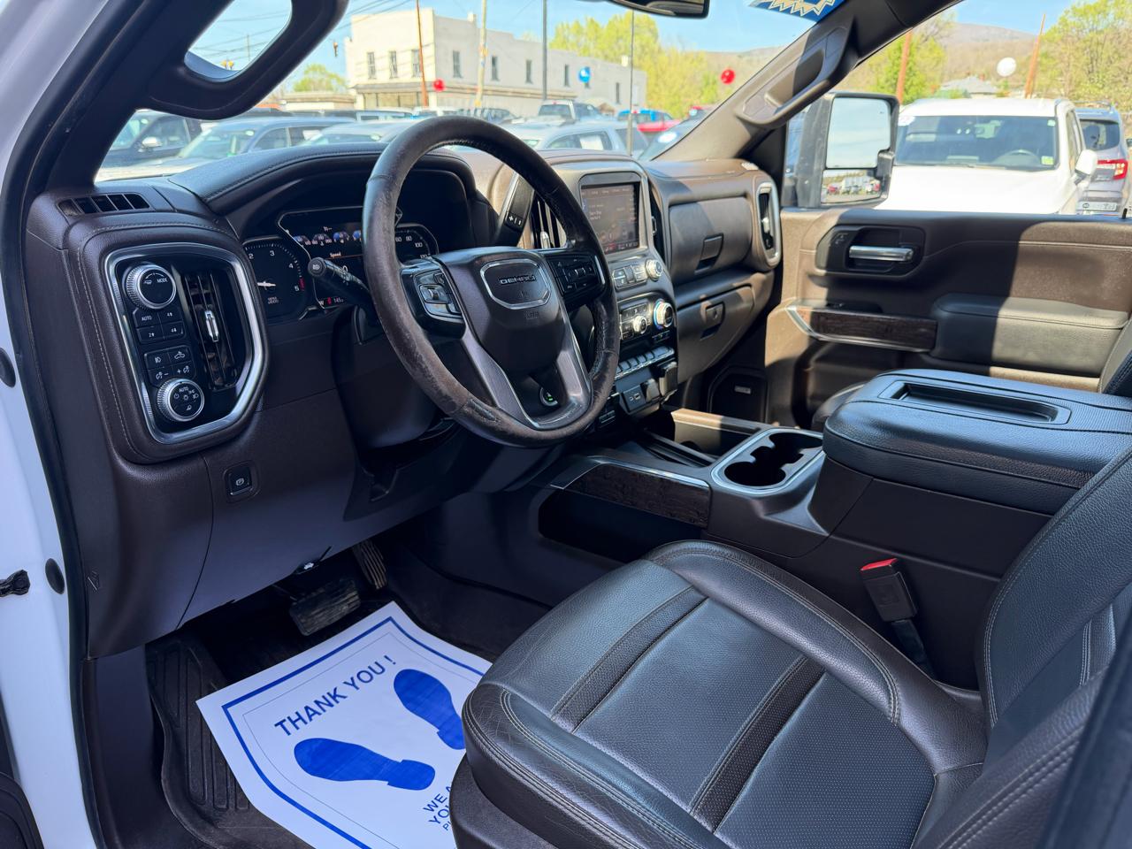 GMC Sierra 3500HD 4WD Crew Cab 172" Denali 2022