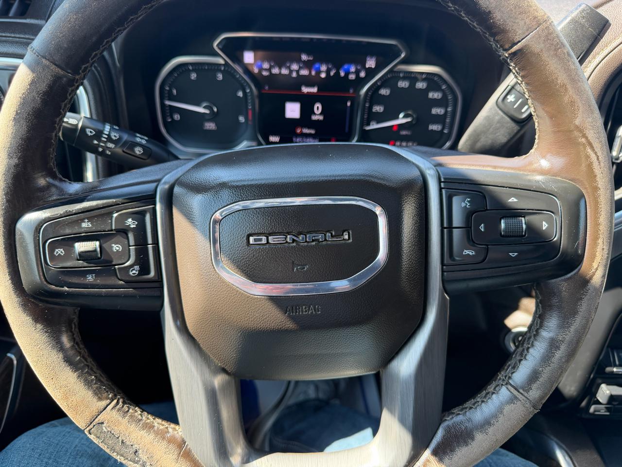 GMC Sierra 3500HD 4WD Crew Cab 172" Denali 2022