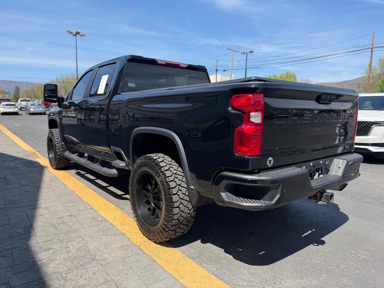 Chevrolet Silverado 2500HD 4WD Crew Cab 159" LT 2023
