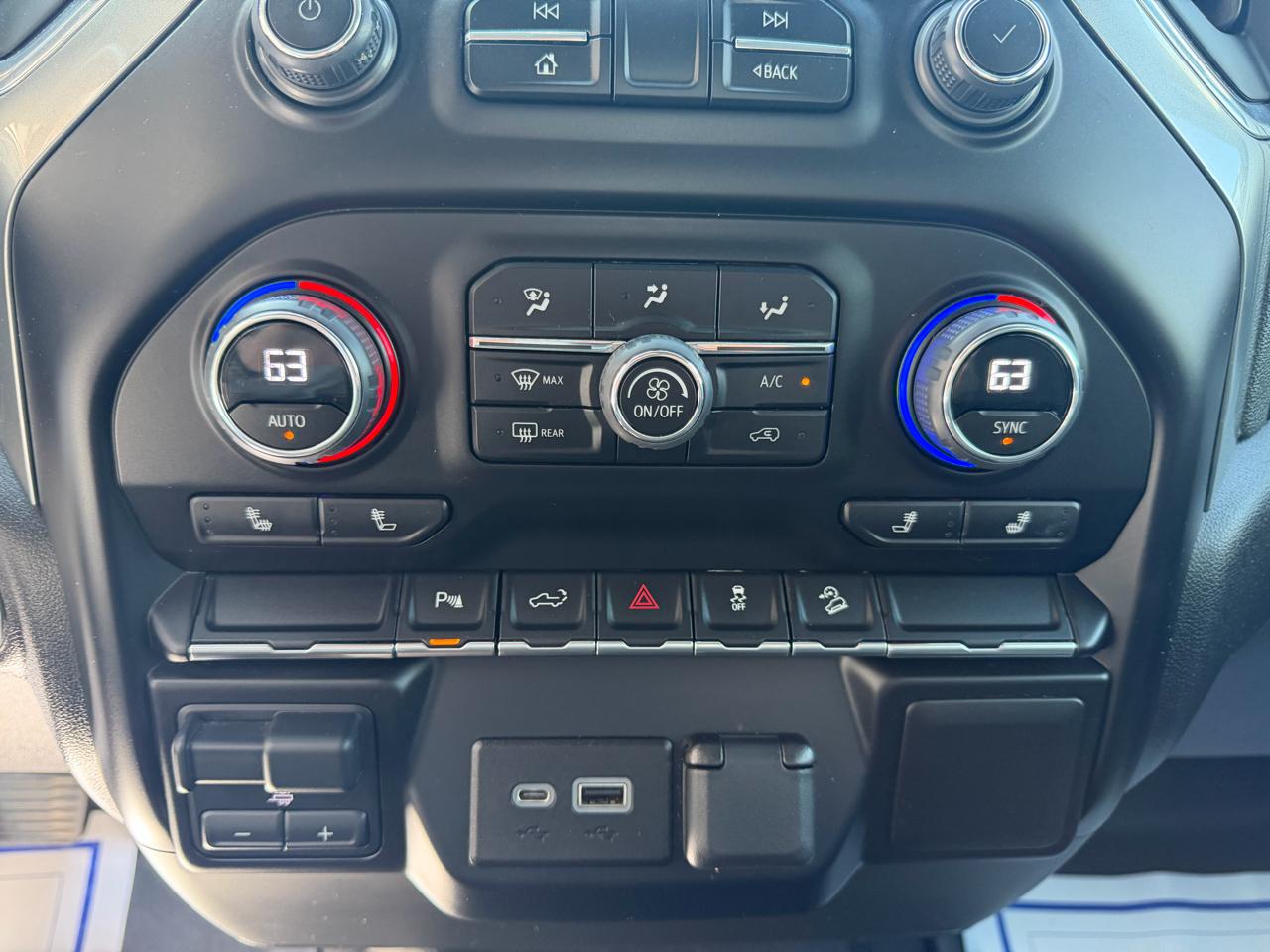 Chevrolet Silverado 2500HD 4WD Crew Cab 159" LT 2023