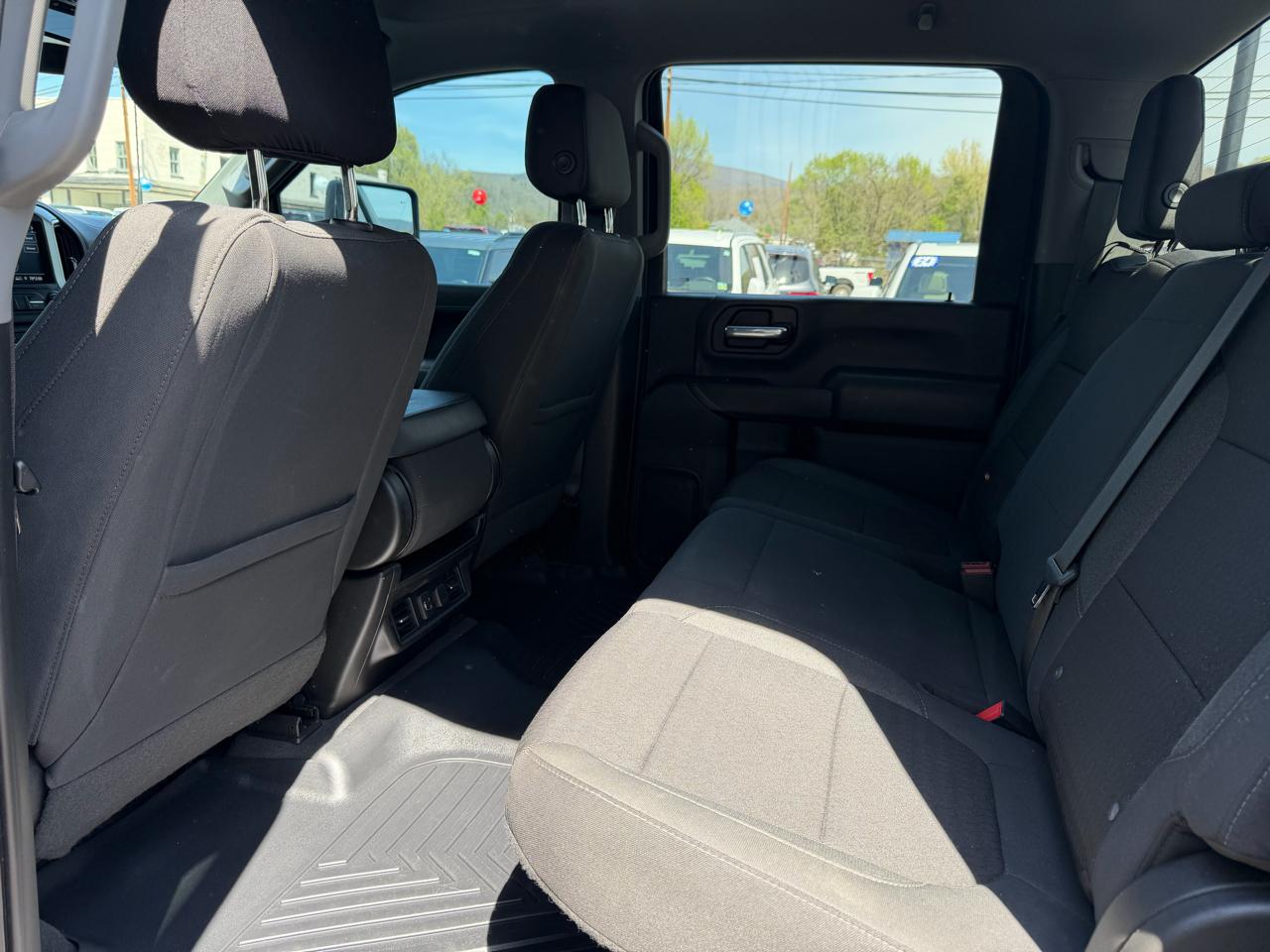 Chevrolet Silverado 2500HD 4WD Crew Cab 159" LT 2023