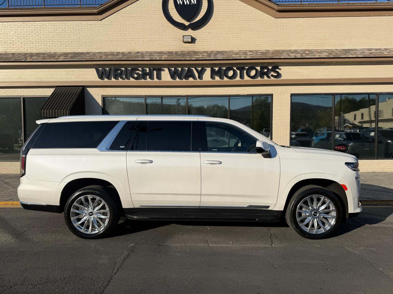 Cadillac Escalade 4WD 4dr Premium Luxury 2024