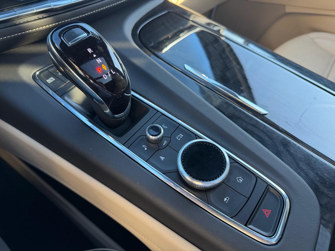 Cadillac Escalade 4WD 4dr Premium Luxury 2024