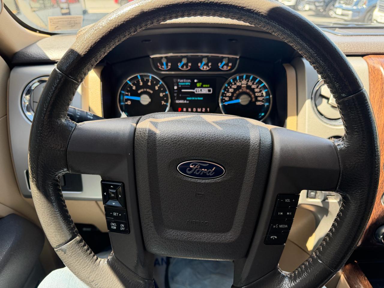 Ford F-150 4WD SuperCrew 145" Lariat 2013
