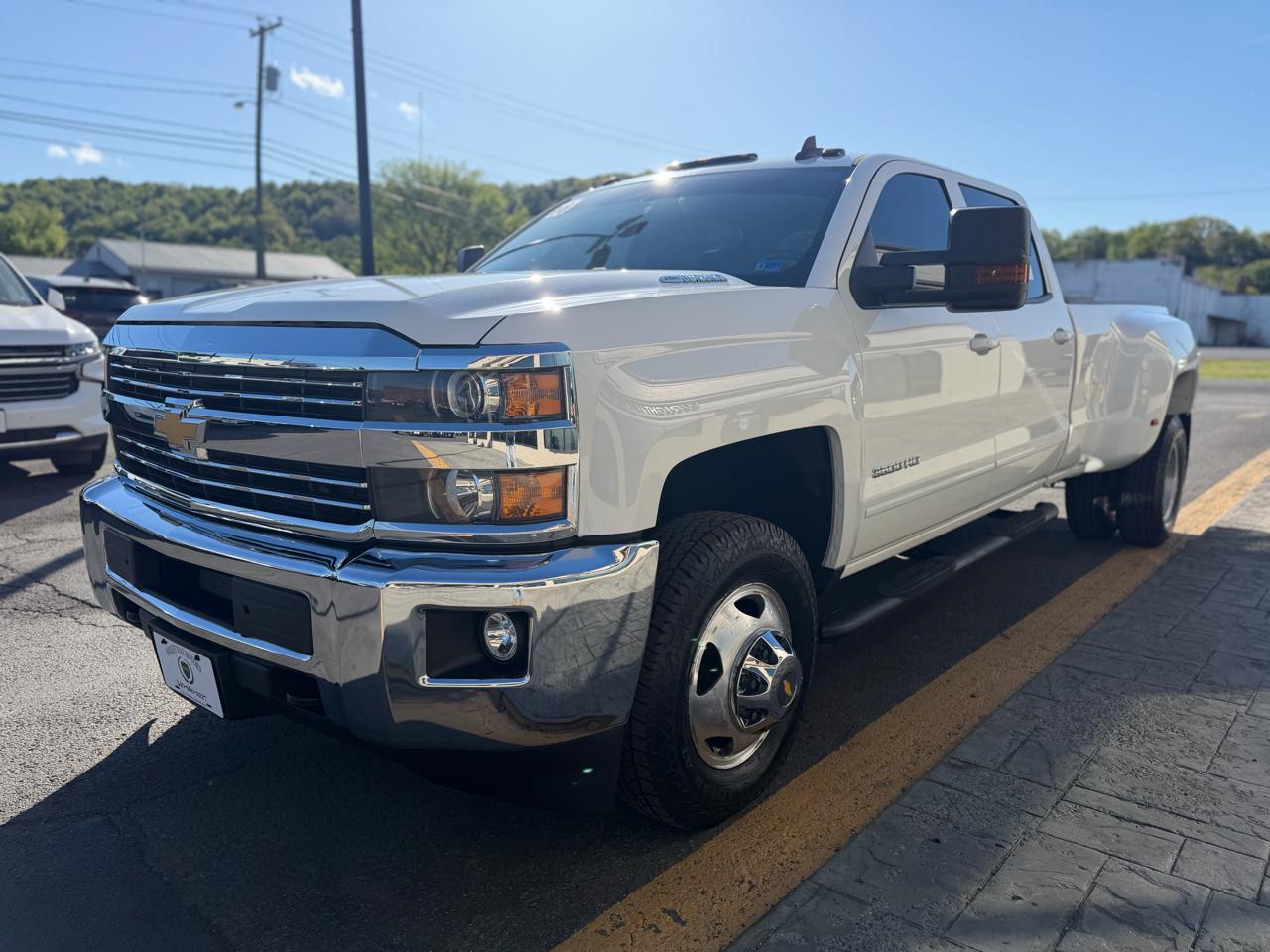Chevrolet Silverado 3500HD 4WD Crew Cab 153.7" LTZ 2016