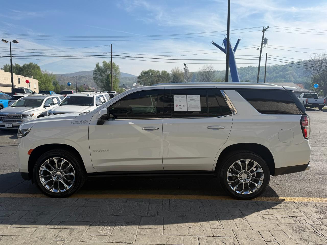 Chevrolet Tahoe 4WD 4dr High Country 2023
