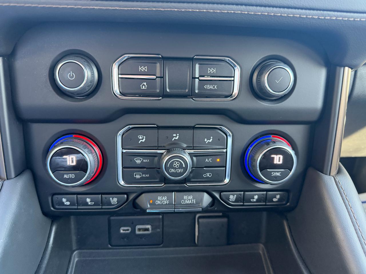 Chevrolet Tahoe 4WD 4dr High Country 2023