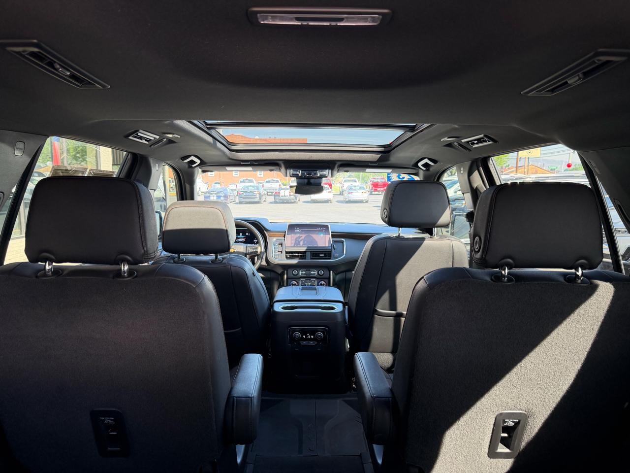 Chevrolet Tahoe 4WD 4dr High Country 2023