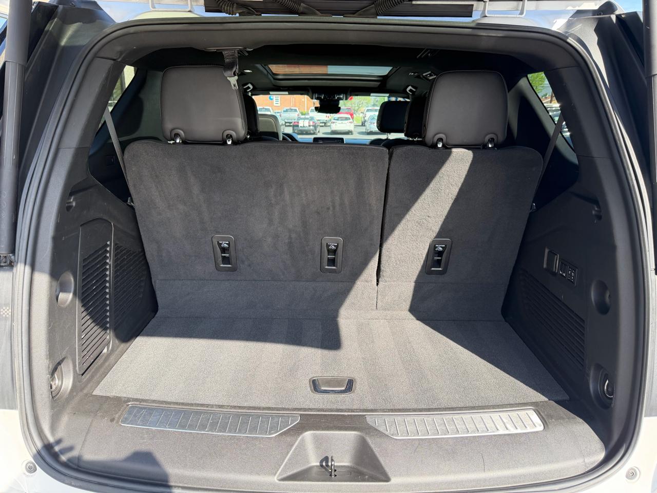 Chevrolet Tahoe 4WD 4dr High Country 2023