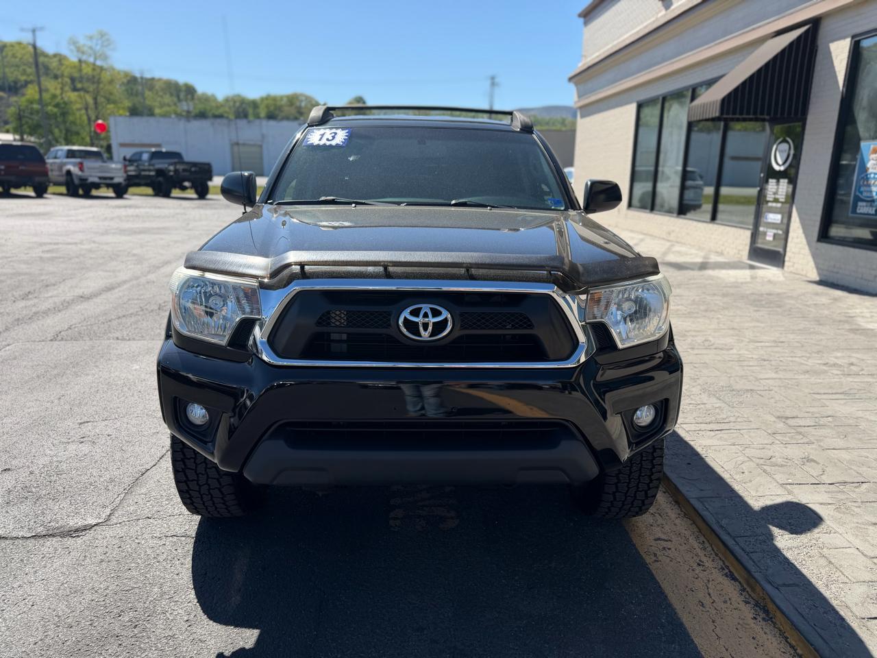 Toyota Tacoma  2013