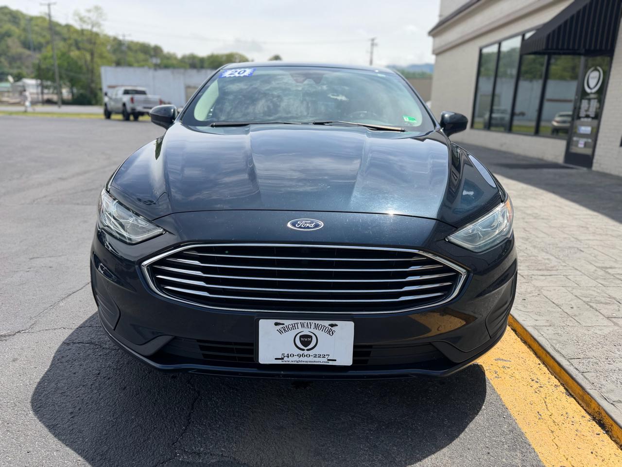 Ford Fusion SE FWD 2020