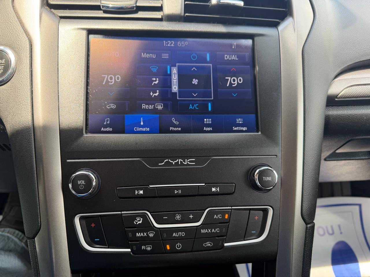 Ford Fusion SE FWD 2020