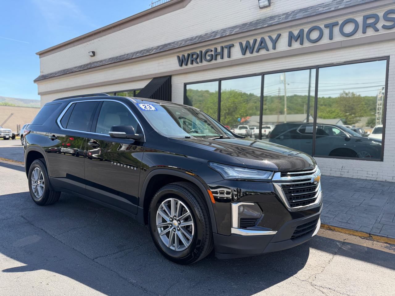 2023 Chevrolet Traverse AWD 4DR LT CLOTH W/2FL