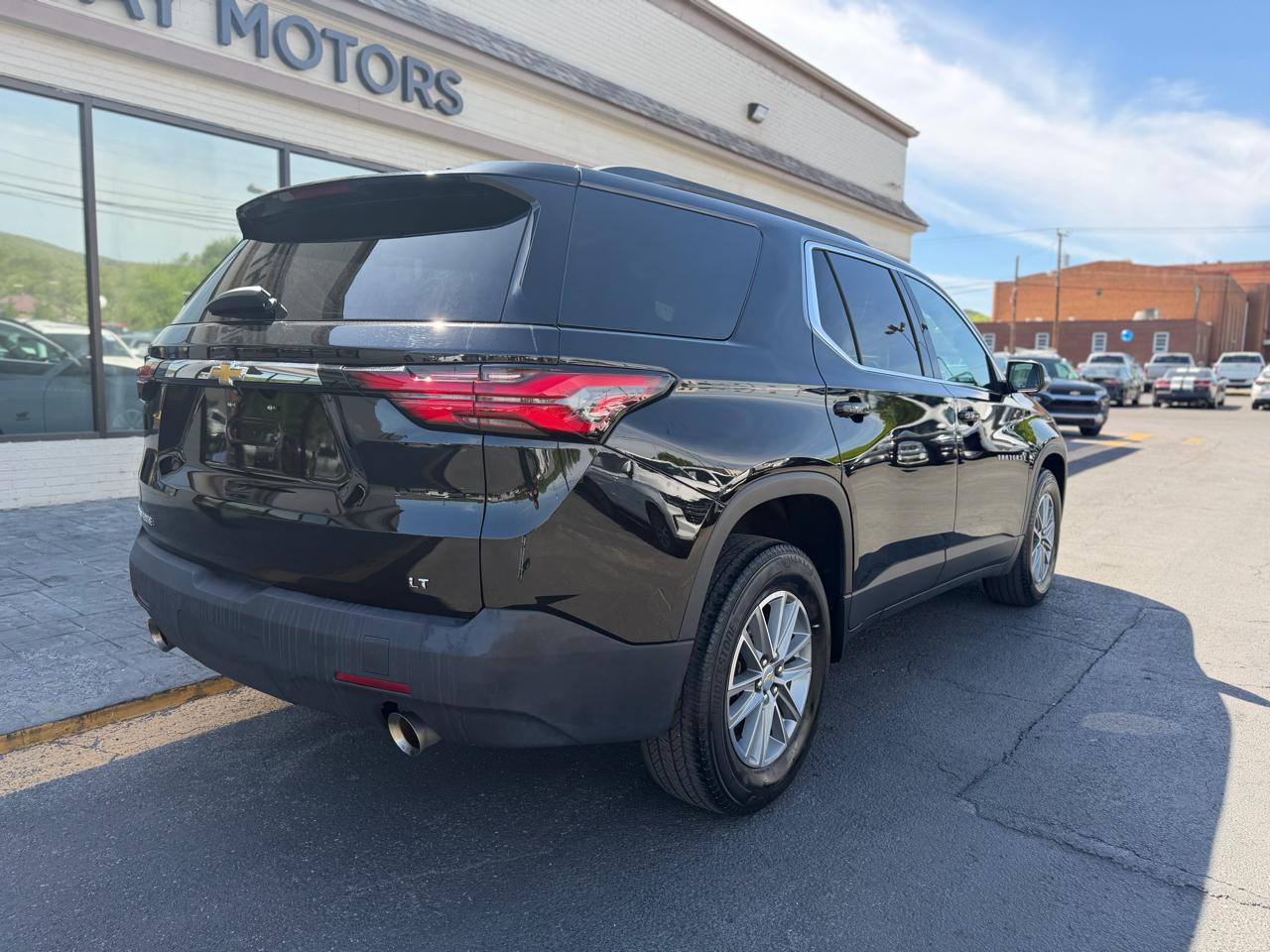 Chevrolet Traverse AWD 4dr LT Cloth w/2FL 2023