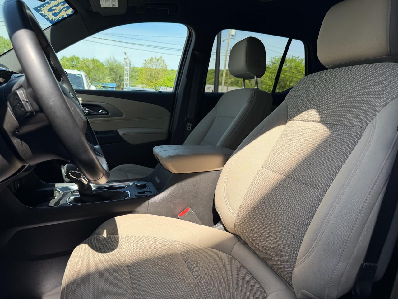 Chevrolet Traverse AWD 4dr LT Cloth w/2FL 2023