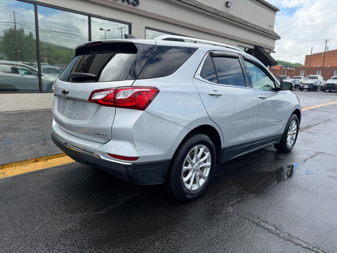 Chevrolet Equinox AWD 4dr LT w/1LT 2018