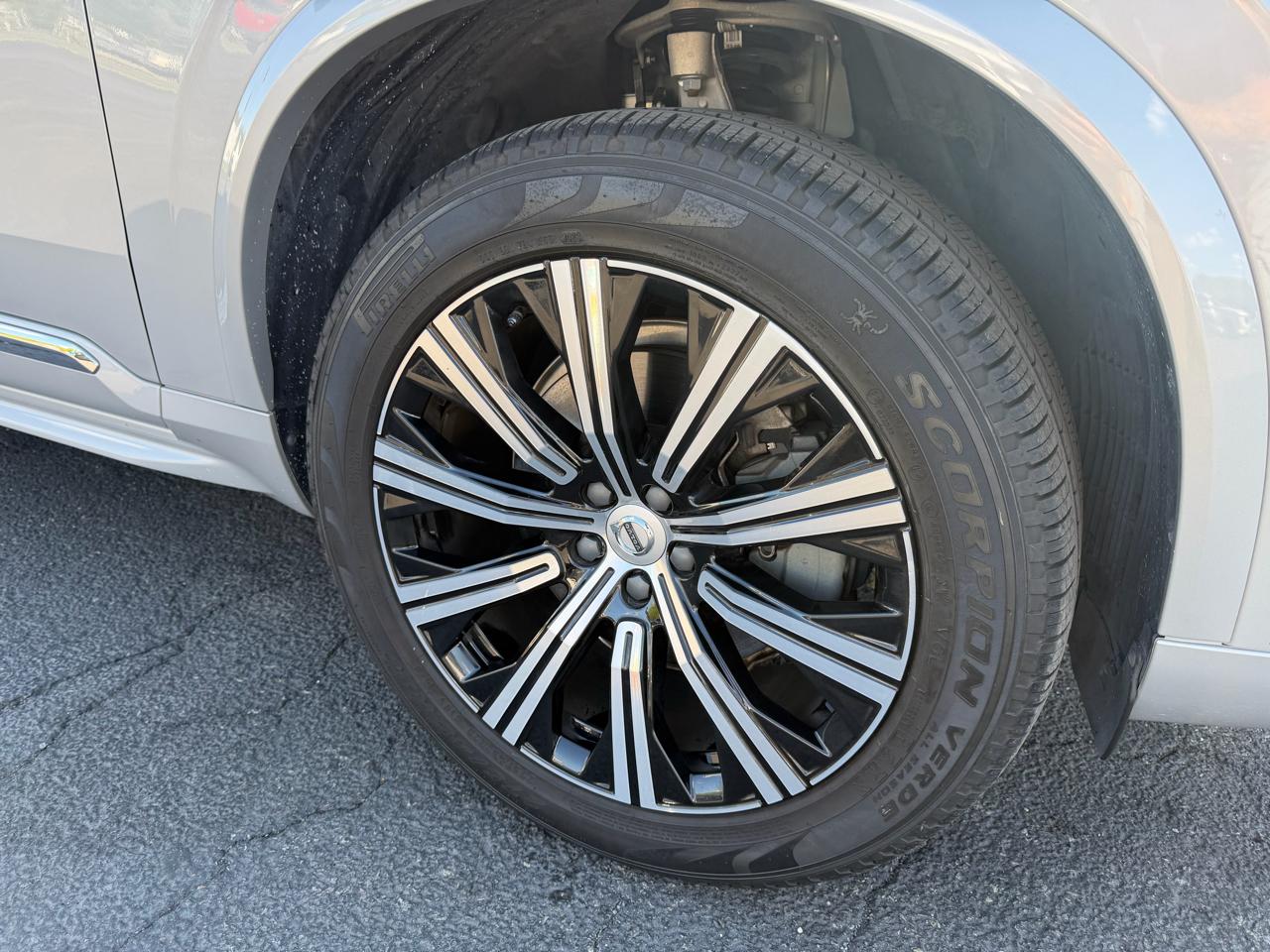 Volvo XC90  2024